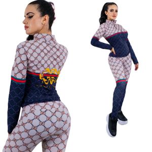 Kvinnors spårningsdräkter 24SS Designer J2895 Womens Fashion Print Casual Sports Style Two Piece Set New