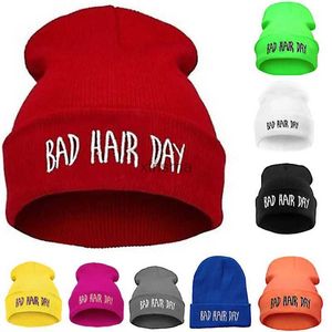 Beanie/Totenkopf-Kappen, Sportmützen, modische warme Wintermütze mit Buchstaben „Bad Hair Day“, Mützen für Damen und Herren, Mütze, gestrickte Hip-Hop-Hüte, Motorhaube für Unisex, YQ240207