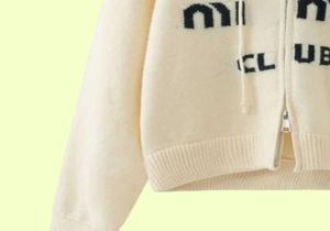 Winter wool sweater women zipper jacket miu designer hoodie womens hooded sweaters letter embroidery cardigan cashmere coat5108229