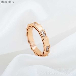 Luxury Jewelry Band Rings High Version Baojia Snake Bone Ring for Men and Women New Smooth Diamond Inlaid Shaped Rose Gold Snake Par Ring 6120