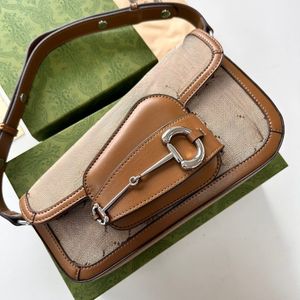 Women Designer المساء الأزياء عرض الأزياء Women Counter Counter Bag Classic Metal Buckle Flap Bag Bags Bags