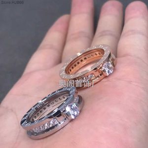 XBU0 Luxury Jewelry Band Rings Baojia v Gold Classic Boursatile Couple Set Tail Non Fading High Quality Ring Size DR3N