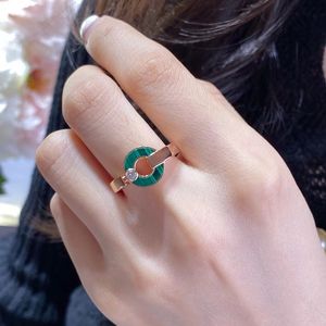 Designer Van clover v Gold New Fortune Running Ring with Diamond Copper Coin Circular Ring Male and Female Lovers' Index Finger Ring Rose Gold