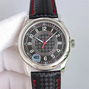 Armbanduhren Luxus Herren automatische mechanische Uhr Schachbrett-Design rundes Zifferblatt Lederarmband römische Skala Mode