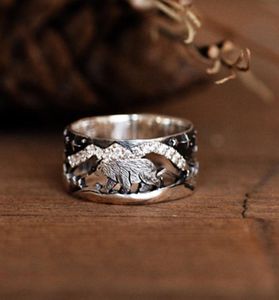 S1914 Fashion Jewelry Black Vintage Polar Bear Ring Hollow Out Rhinstone Bear Rings6582978