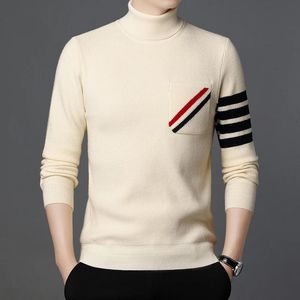 남성 겨울 옷 니트 스웨터 하이가 높은 옷장 느슨한 청소년 패션 도시 유럽계 미국인 단순한 한국 트렌드 스웨터 240130