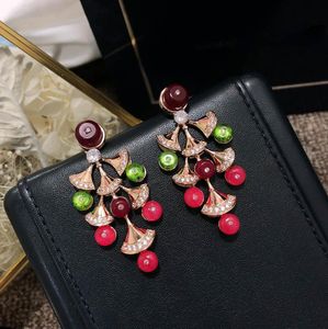 Hezekiah S925 Sterling Silver Fan Earrings高品質の貴族の気質女性イヤリング