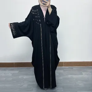 Etniska kläder F367ABAYA Dubai Luxury Muslimsk kvinnor Bat ärmar Turkiet Bön Modest klänning Hijab Kaftan för kvinna Ramdan Kimono Robe