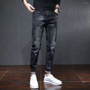 Pantaloni jeans da uomo con tasche per uomo Pantaloni skinny da cowboy maschili Elastico elasticizzato Slim Fit Tubo stretto 2024 Stile coreano autunno Casual