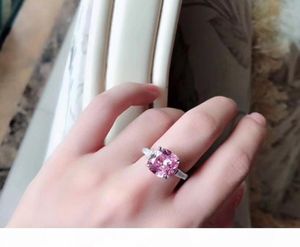 S925 Pure Silver Top Quality Paris Design Kvinnor Ring med rosa diamantdekorationsstämpel Charm i 68 US Size Women Jewelry Gift PS61808220