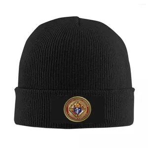 Beralar Knights of Columbus Sembol Kafa Beanies Caps Serin Kış Sıcak Erkekler Kadınlar Örgü Şapka Unisex Yetişkin Bonnet Şapkaları