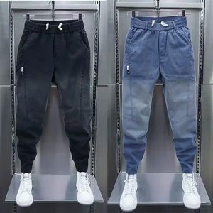 Mäns jeans tvättade pojkvän Luxury Casual Loose Fit Denim för våren och hösten Cowboy Designer Streetwear Pants