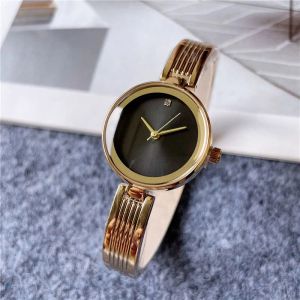 Womens Watch Watches High Quality Fashion Luxury Quartz-Battery rostfritt stål 32mm Titta Montre de Luxe gåvor