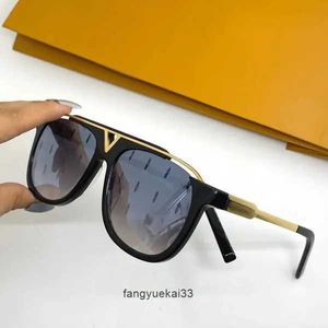 高級デザイナーLouiseitiesViutonity Sunglasses Men for Women Classics Beach Shading UV Protection Glasses 1 PCVX