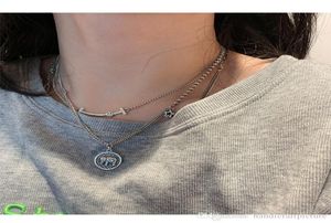 Lyxsmycken Kvinnor Silverstjärna Designer Halsband med elefant Hip Hop Pendant Halsband för Girl Old Fashion Chians Choker8417128