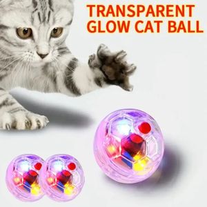 Kurtyna 3PCS Interactive cat Ball Toy Flash Paranormal Sprzęt duchy zabawki w górę Motion Balls Toy Light Pet Flash Polowanie ruchu 240119