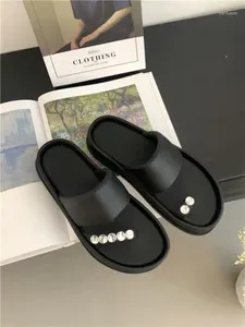 Terlik Ayakkabı Kadın 2024 Yüzme Havuzu Kauçuk Flip Flops Pantofle Platform Jelly Beach Hawaiian Düz