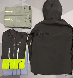 ARC Tasarımcı Ceket Erkek Rüzgar Yolu Su Geçirmez Puffer Ceketler Arcterxy Ceket Artı Beden Hafif Softshell Yağmurluk Puffer Hooded 0120