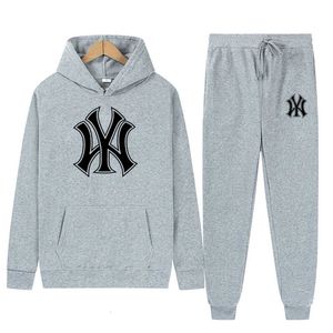 Erkek Terzyolu Kapşonlu Sweatshirt ve Jogger Pantolon Yüksek Kaliteli Spor Kıyafetleri Sonbahar Kış Kış Gezgin Spor Hoodie Setleri 240202