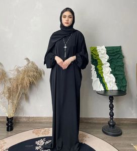 Etniska kläder kvinnor muslimska abaya arabiska mellersta dubai kaftan islam lång mantel marocko kalkon blygsamma vestidos solida lösa abayas huvudduk