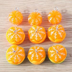 Charms 10pcs sevimli 3d reçine meyve damla küpeler için turuncu kolyeler diy el yapımı bilezik mücevherler yapmak aksesuarlar