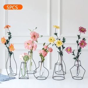 5PCS Nordic Flower Vases Iron Line Wazon Postalnik kwiatowy garnek do salonu Dekoracja wystroju domu ABDFG 240131