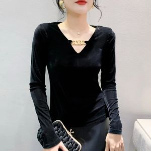9023 Черно-коричневая бархатная футболка женская с v-образным вырезом и цепочкой, плотная футболка с длинным рукавом, женская тонкая сексуальная короткая футболка в корейском стиле, весна 240124