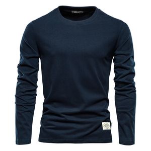 100 bawełniana koszulka z długim rękawem dla mężczyzn solidne sprężyny swobodny męskie tshirty wysokiej jakości męskich topów klasyczne ubrania 240201