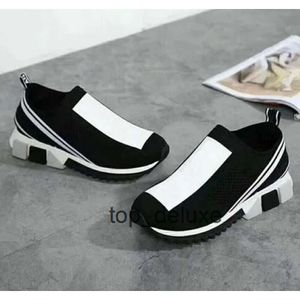 2023 Popular Designer Unisex Mulheres Mens Sapatos Sapatilhas Casual Malha Sapato Amarelo Mulheres Azul Preto Homens Meias Branco Sapatos Vermelhos Botas 35-46