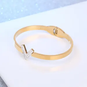 Charm Bracelets Fashion Letter V Gold Plated Bracelet For Women Stainless Titanium Steel Ladies Jewelry Shiny Cubic Zirconia Accessories