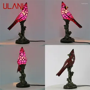 テーブルランプUlani Tiffany Glass Lamp Vintage LED Creative Red Bird Desk Lighting for Home Studyベッドルームベッドサイドの装飾