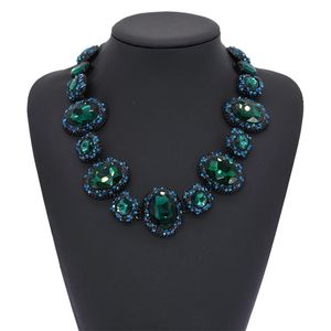 Fashion Green Glass Crystal Indian Statement Choker Necklace Women Ethnic Vintage Large Collar Big Bib Jewelry 240125