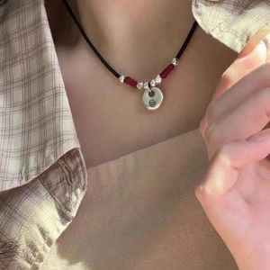 Collane con ciondolo Cinese vintage Lucky Peace fibbia perline naturali fatte a mano catena di corda per gioielli da festa da donna