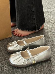 Pantofole Scarpe basse Pantofole Casual da donna Donna Argento Lusso 2024 Tessuto Rome Mary Jane PU Basic Gomma