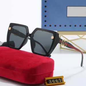 Heiße Sonnenbrille Modedesigner Sonnenbrille Retro Mode Top Fahren im Freien UV-Schutz Klassisches Logo Bein für Frauen Männer Sonnenbrille mit Box