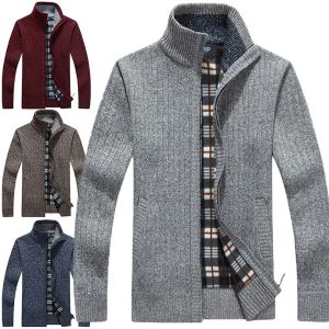 Nowe swetry Cardigan Men Cardigans Knitwear Sweaters Sweaters ciepłe polarowe bluzy bluzy Bluza swobodne bluzy na jesienne zimę