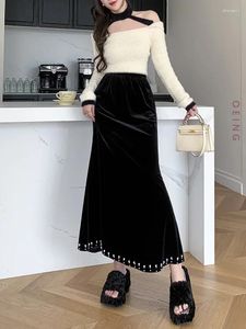 Saias estilo francês beading preto veludo saia longa outono inverno mulheres vintage elegante magro casual a linha de cintura alta maxi 1309