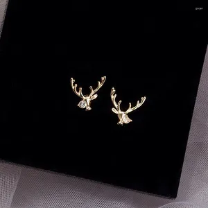 Studörhängen S925 Silver Needle Korea Simple Crystal Little Elk Vacker Young Girl Joker Super Earring Födelsedagsfest gåva