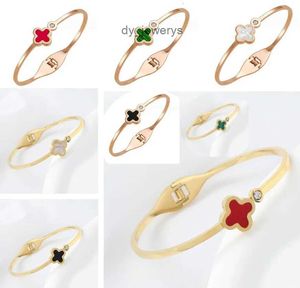 luxury designervan fourleaf clover bracelet fashion titanium bangle clover design wedding jewelry chirstmas gift high quality gift