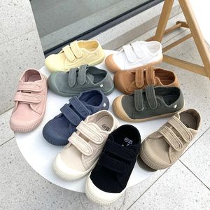 Unisex 2023 Allmatch Child Girl Sneakers Flat Heel Children Shoes for Kids Boys Pupils Button Canvas Baby F08123 240131