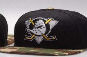 2021 American Hockeyball Ducks Snapback Hats 32 lag Casquette Sports Hiphop platt broderad hatt män kvinnor justerbara mössor dropp8539811