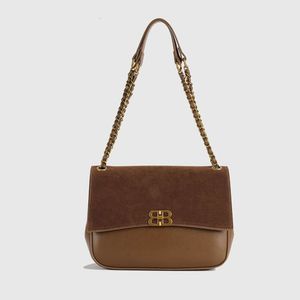 Bohao Pu 2023 Новая квадратная маленькая женская сумка на плечо с цепочкой 6151 75% прямые продажи с фабрики