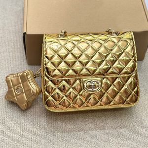 24C Chain Ryggsäckstjärna Designer Luxury Ryggsäck Kvinnor Axelväska Handväska Sparkling Läder Mobiltelefon Bag quiltad väska Diamond Plaid Progen Porteckning Satchel