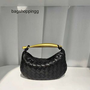 Boteega Woven Small Evening Ladies Handbag Two Designer Sizes Sardine Bag Classic 2024 Girl Venata Tote Bag