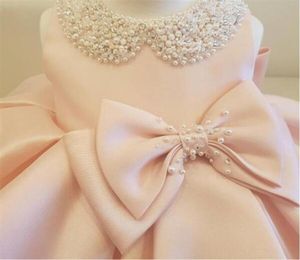 Yeni moda boncuklu yay çiçek kız elbise için düğün prenses fluffy tül kız bebek vaftiz vaftiz 1. doğum günü elbisesi2718284182