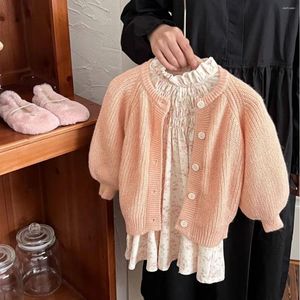 ジャケットは韓国の秋の子供服を覆う甘い断片化された花の女の子ベビーレトロ編みストライプボタンシングルローウォーム