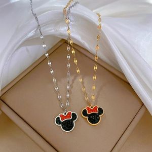Naszyjniki wiszące urocze myszy stal tytanowy niedźwiedź anime kreskówkowy naszyjnik kryształy biżuteria dla kobiet łańcuch obojczyka 2024