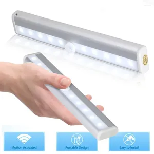 Luzes noturnas led pir sensor de movimento luz do armário 10leds fresco branco quente mesa gaveta guarda-roupa lâmpada sob o armário alimentado por bateria