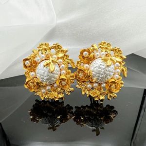 Hoop Earrings Vintage French Heavy Industry Electric Luxury Elegant Design Flower Pearl Ear Clip