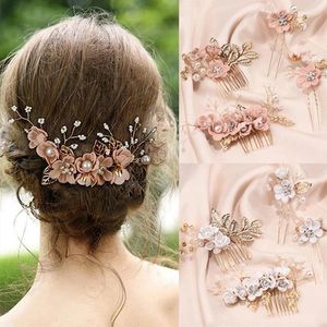 Hårklipp 4st brudpärl Crystal Flower Comb Hårnålar Set Luxury Metal Tiaras Wedding Bride Jewelry Accessories